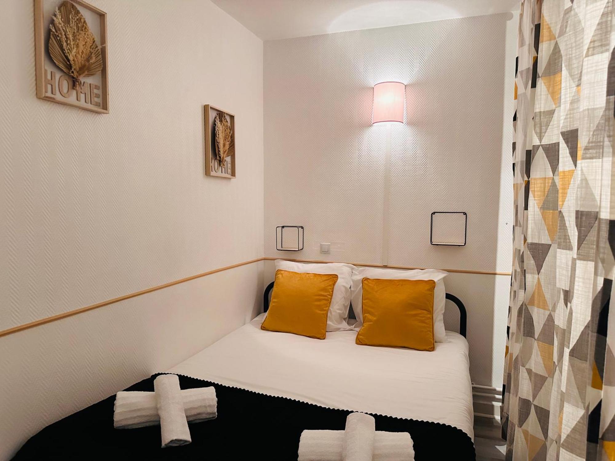 Orleans Centre Proche Gare - Appartement Fonctionnel Residence Calme Parking Prive Gratuit - Le Central Elegance Exterior foto