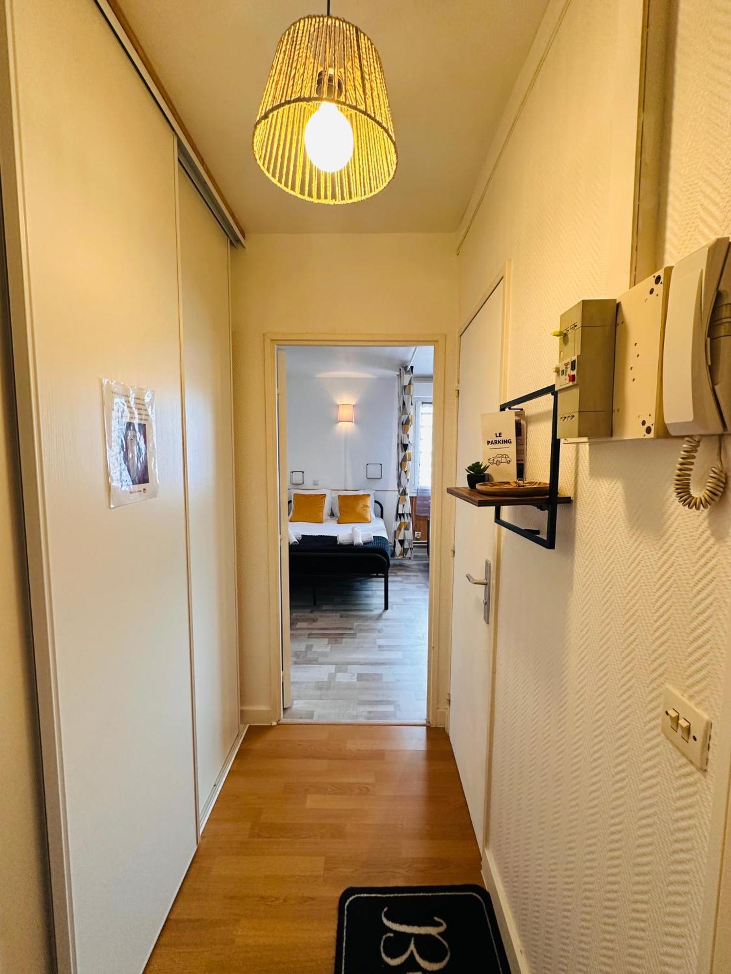 Orleans Centre Proche Gare - Appartement Fonctionnel Residence Calme Parking Prive Gratuit - Le Central Elegance Exterior foto